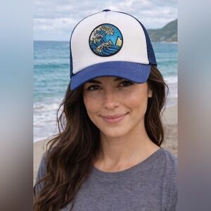 Waves 🌊 Trucker / SnapBack hat